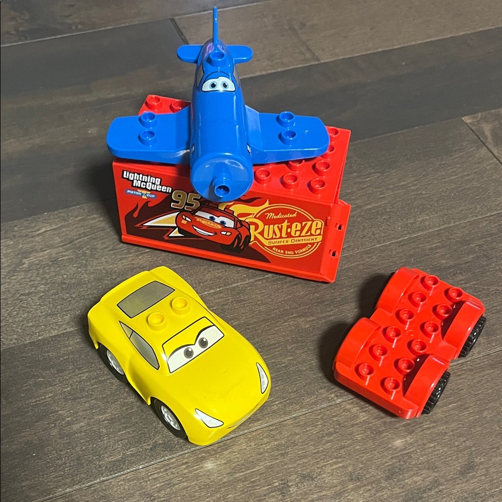 Lego Duplo Disney Cars Lightning McQueen Playset